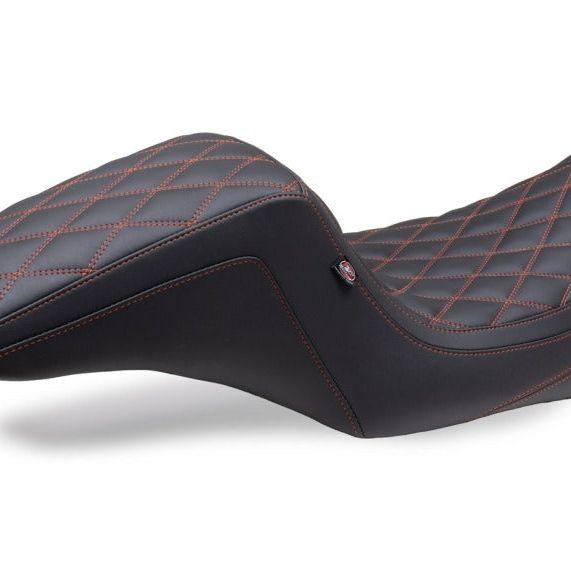 Mustang 08-24 HD FL Touring Double Diamond Squareback 1PC Seat - Black w/ Red Stitching