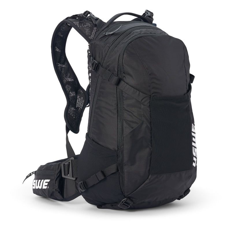 USWE Shred MTB Daypack 16L - Carbon Black-Bags - Backpacks-USWE-USW2162701-SMINKpower Performance Parts