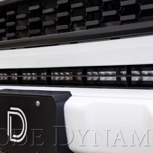 Diode Dynamics 16-21 Toyota Tacoma SS30 Stealth Lightbar Kit - White Driving