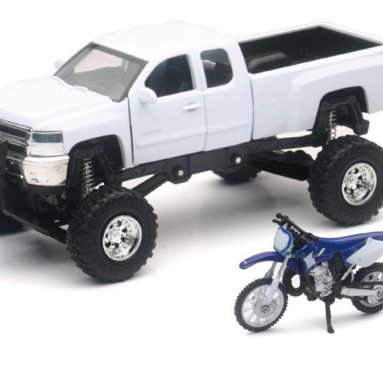 New Ray Toys Chevolet Silverado with Yamaha Dirt Bike/ Scale - 1:32