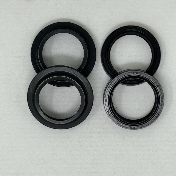 KYB 95+ Kawasaki KX85/ 2001 KX80/ 02+ Yamaha YZ65-85 Front Fork Oil and Dust Seal Set 36 mm.