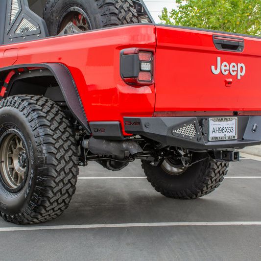 DV8 Offroad 2019+ Jeep Gladiator Bedside Sliders