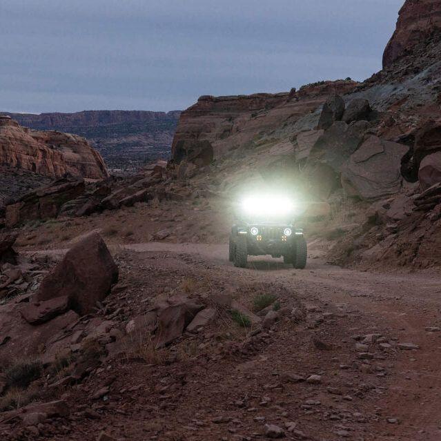 Oracle Jeep Wrangler JL/Gladiator JT Integrated Windhsiled LED Light Bar System