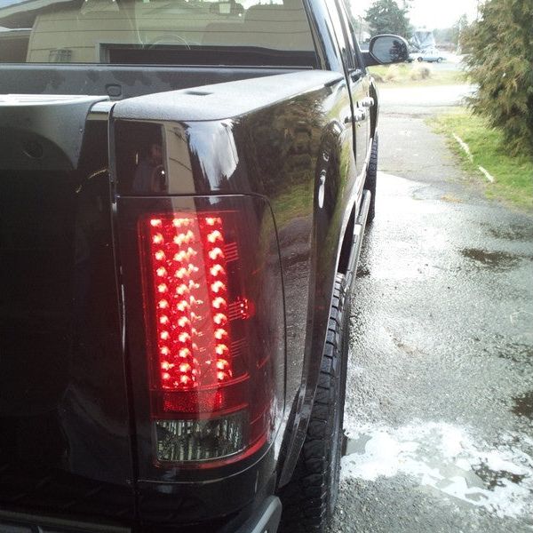 Spyder GMC Sierra 07-13 (Not 3500 Dually 4 Rear Wheels)LED Tail Lights Red Clear ALT-YD-GS07-LED-RC-Tail Lights-SPYDER-SPY5014955-SMINKpower Performance Parts